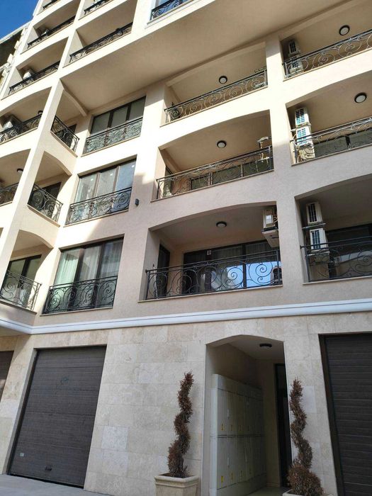 Двустаен апартамент в квартал Христо Смирненски /с Акт 16