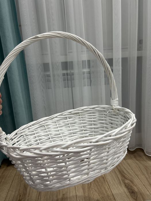 Корзины оранжевый и белый
