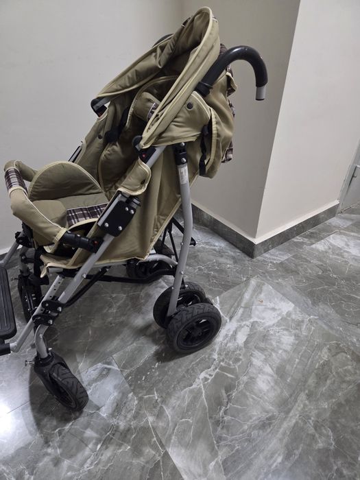 Коляска для ребёнка с инвалидностью