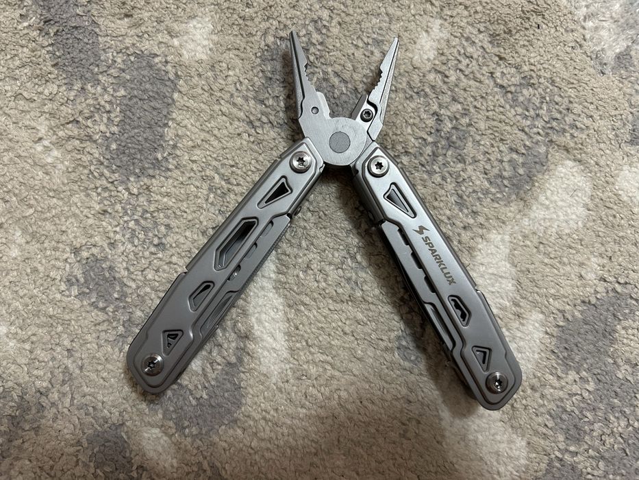 Мультитулы Leatherman rev