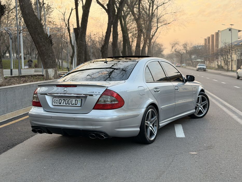 Mercede Benz W211 E63 AMG!
