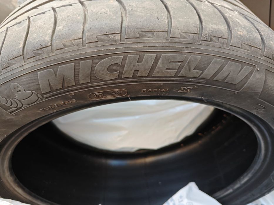 Продам Комплект шин