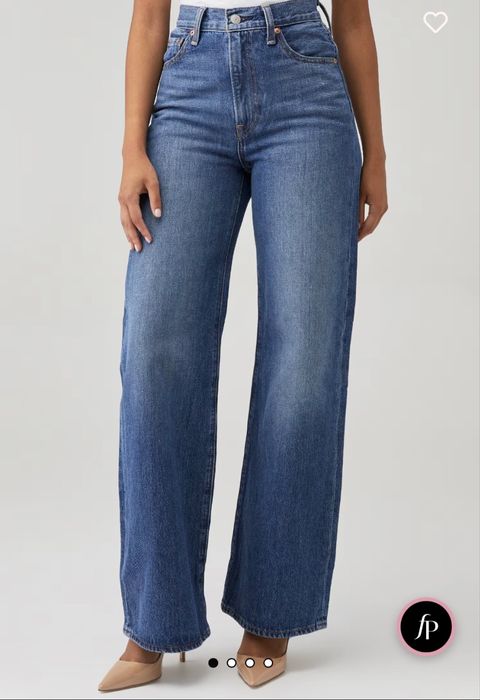Продаются джинсы Levis Ribcage Wide Leg