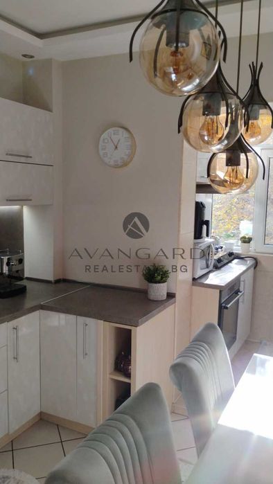 Продава се Многостаен апартамент в Пловдив, Изгрев - 103 кв.м за 1387 €/кв.м - Снимка #5