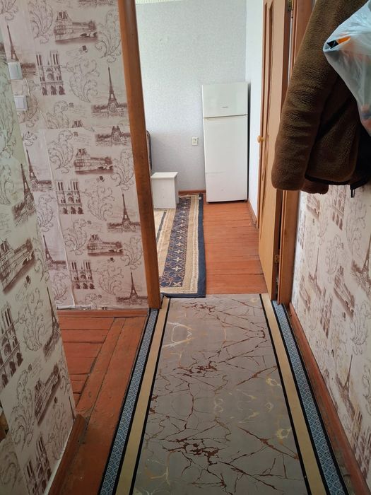 Сдам 2 комнатную квартиру