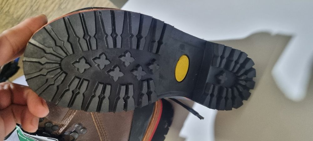 Bocanci ghete cu protectie antitaiere mar 38 noi