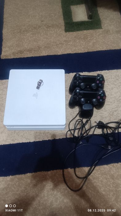 Ps4 slim 1 TB proshifka 9.00