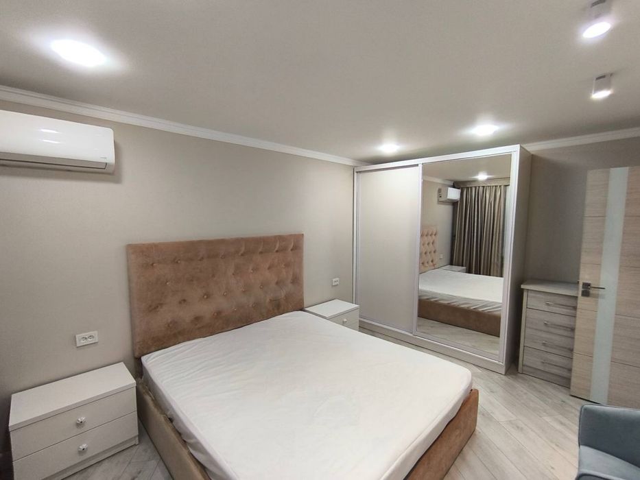 2в3/3/4 Новомосковская Аккурган, 77 серия кирпич, есть сушилка, 68м2