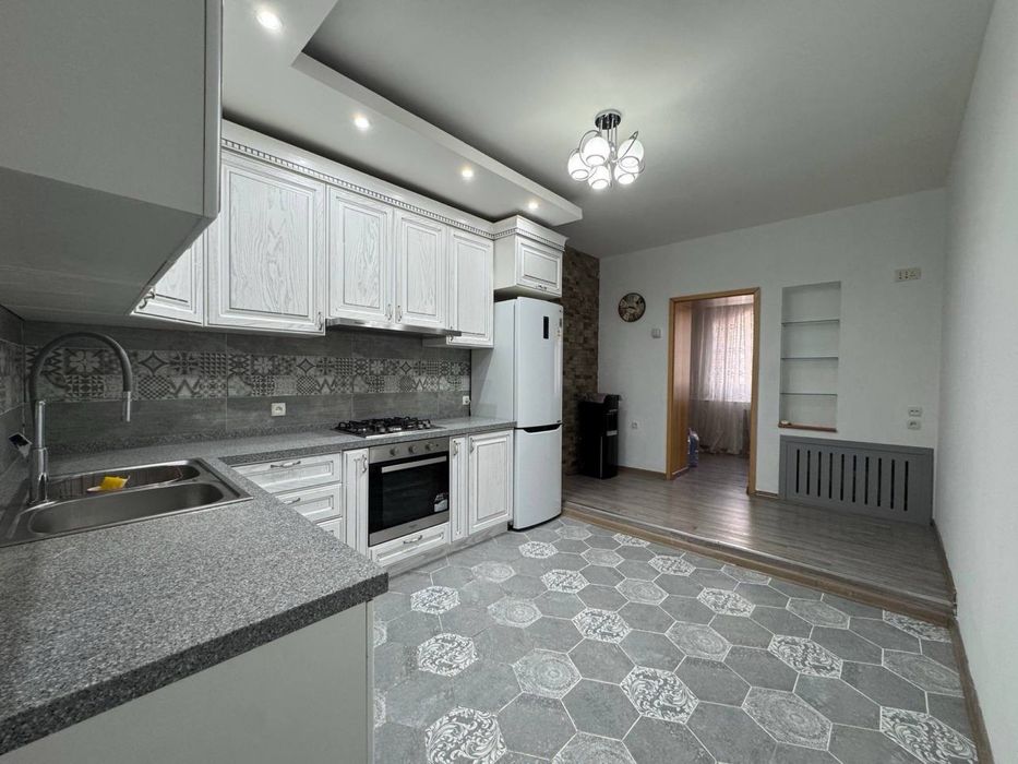 Продается квартира Мирабад 4/7/9 ор-р шох мед, NRG OYBEK