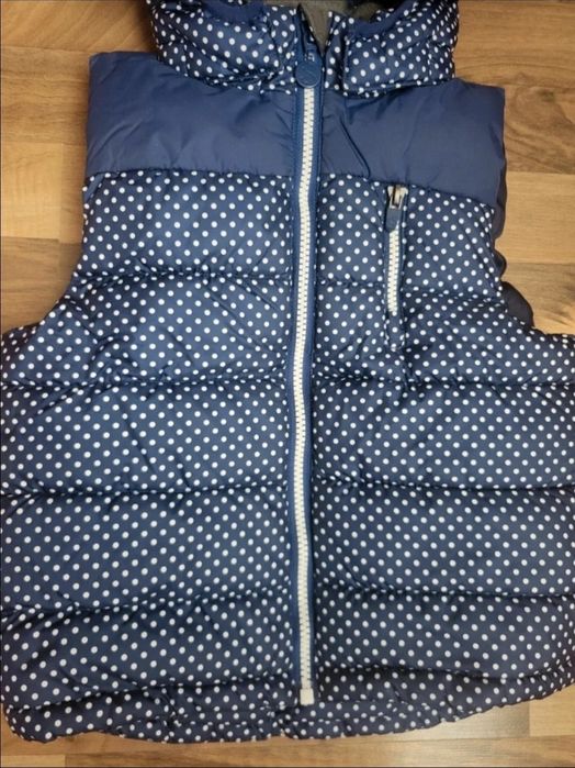 Vesta h&m mărimea 110