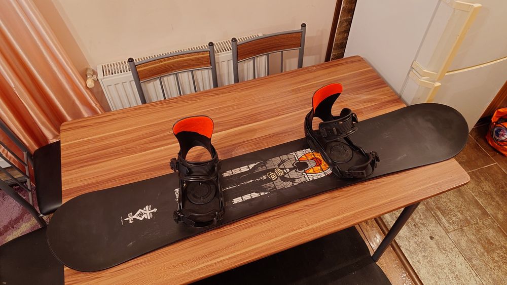 Placa Snowboard Nitro Team Series 158 cu legaturi Salomon M/L