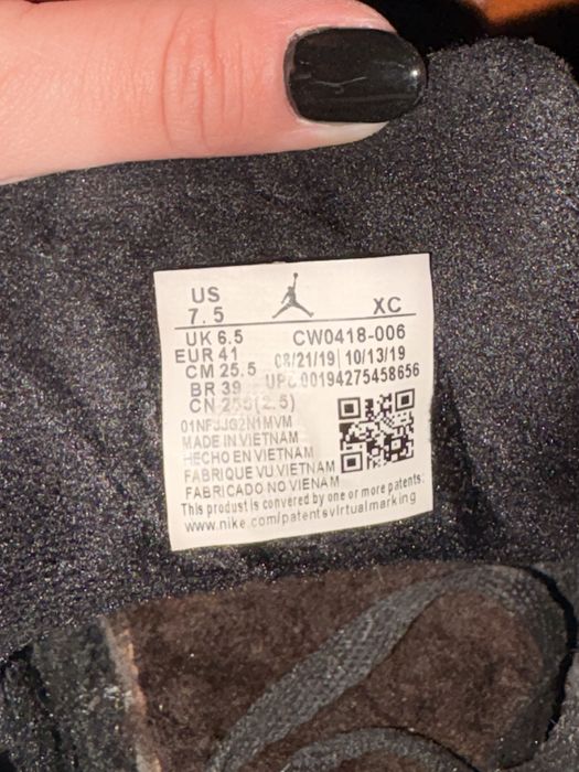 Кросовки черно-белые