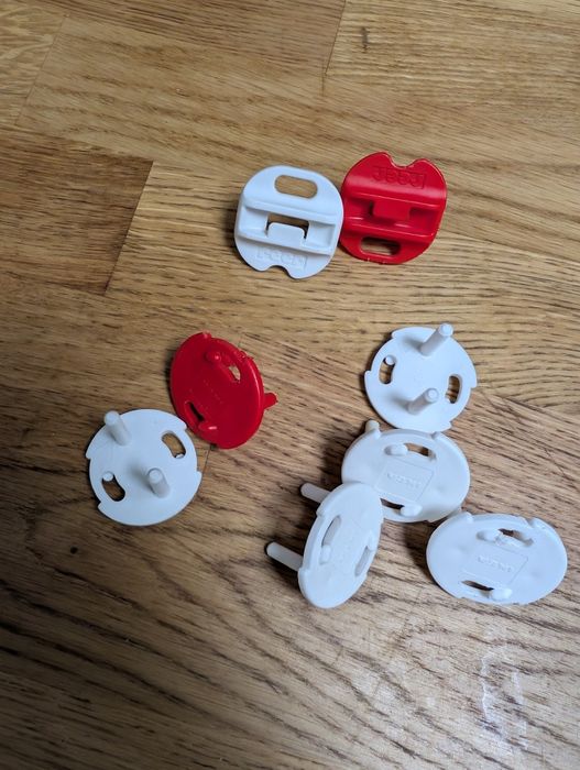 6 protectii prize Ikea