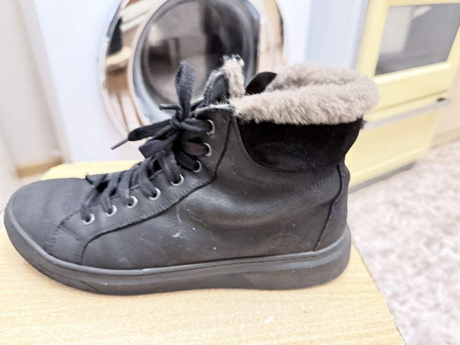 Обувь с овчиным мехом