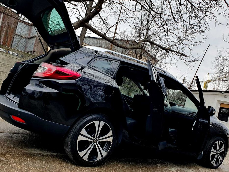 RENAULT Megane 2012 — imagine 2