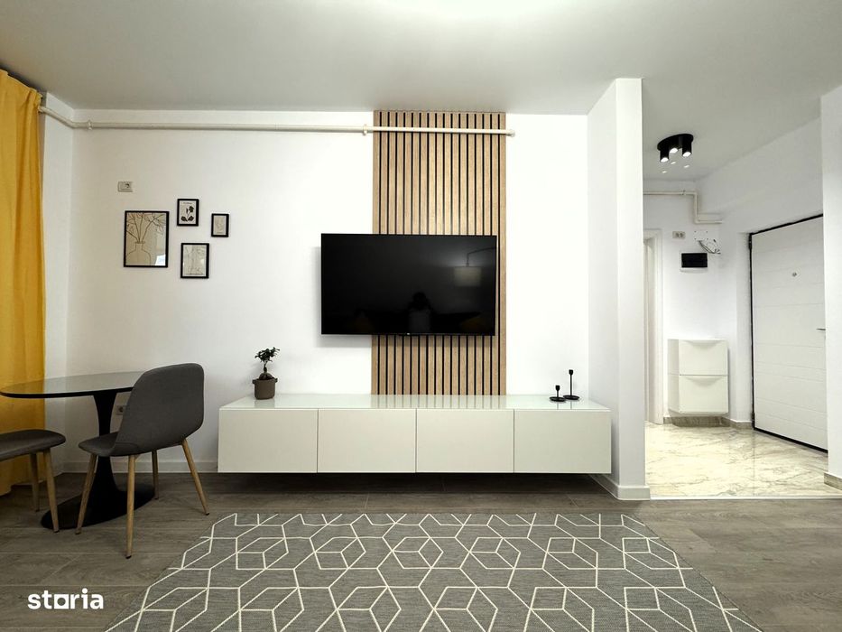 Inchiriez Apartament 2 camere | Central Address | proprietar | NOU