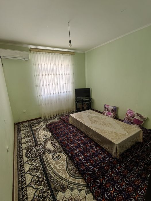 3 Xonali uy sotiladi