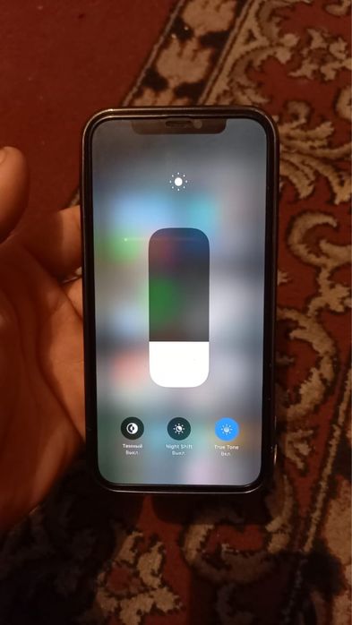 iPhone 12 горантя нету