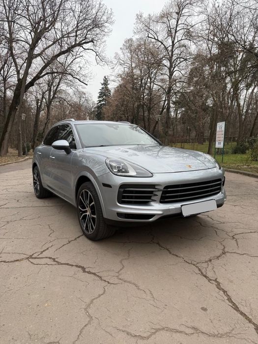 Porche Cayenne  model 2020