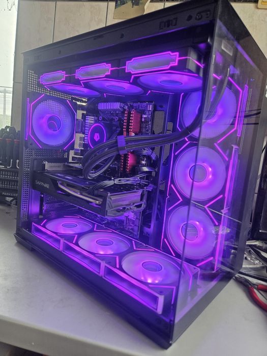 Unitate PC Gaming Ryzen 5 5600 video 8GB RX 5700 16GB RAM M2