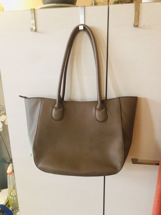 Чанта и Ботуши от естествена мека кожа в цвят мляко с какао