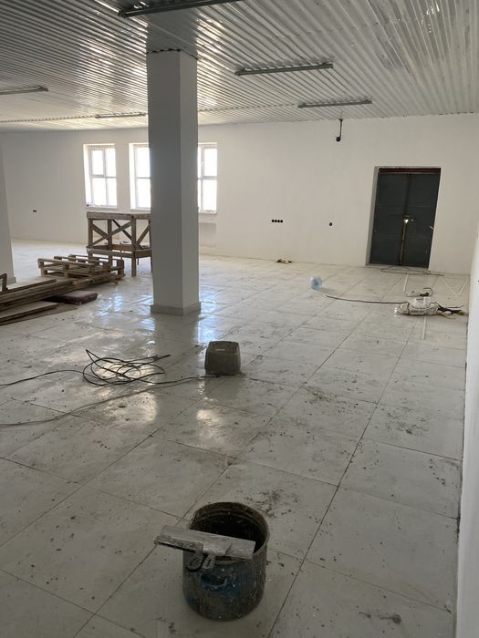 Әмбебап және тамақ дүкені сатылады