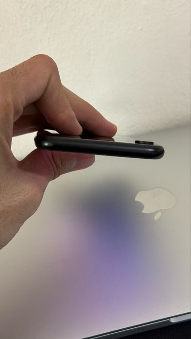 Iphone XR 64gb. Черный глянец