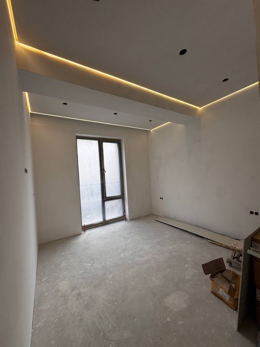 Продается 3хком новостр в центре