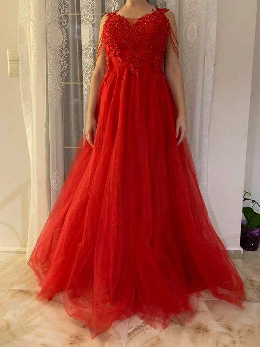 Официална нова рокля