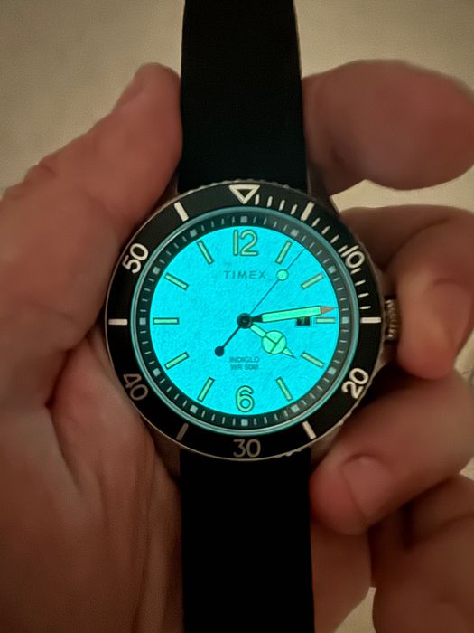 Часы Timex (кварц, состояние новых)