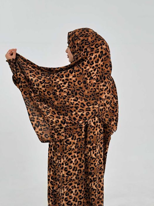 Женское платье для умры