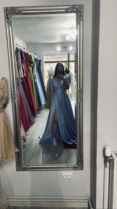 Vand rochie de majorat!