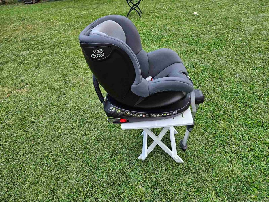 Детско столче за кола Britax Römer Dualfix
