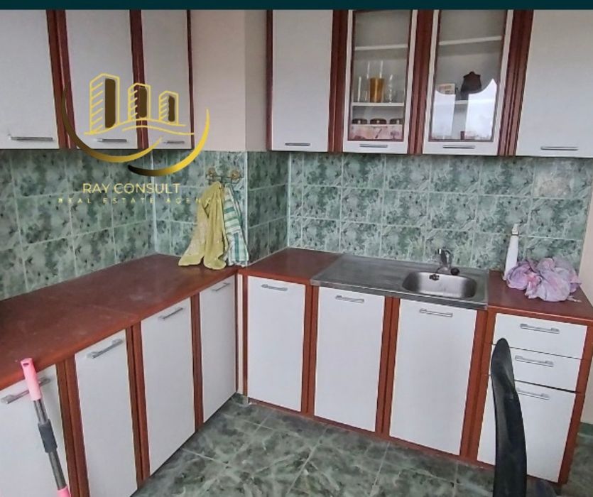 Продава се Двустаен апартамент в Димитровград - 73 кв.м за 838 €/кв.м - Снимка #1
