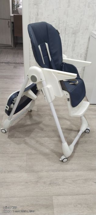Продам складной детский стульчик