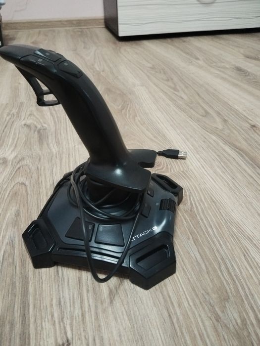 Джойстик Logitech ATTACK 3