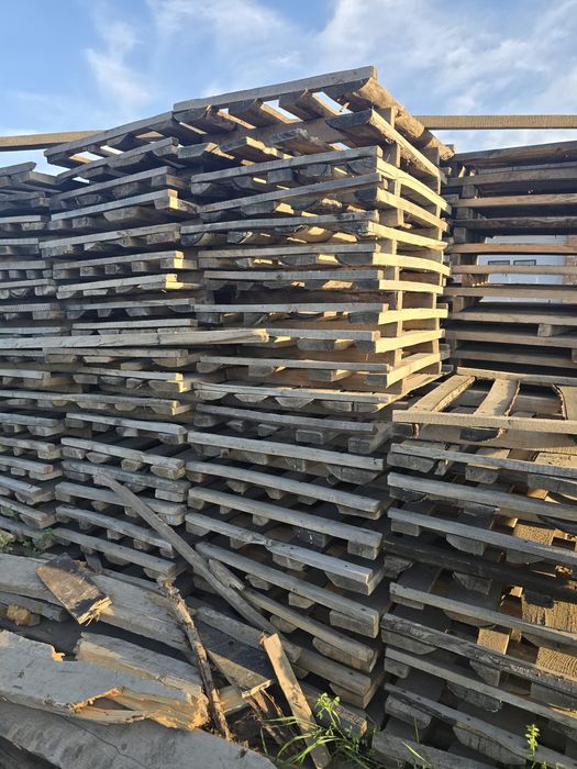 Продам поддоны для кирпича