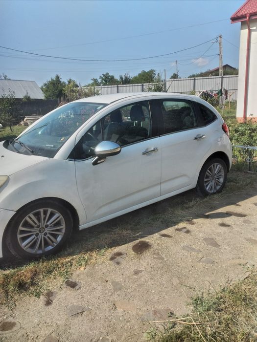 Vând Citroen C3 3000euro