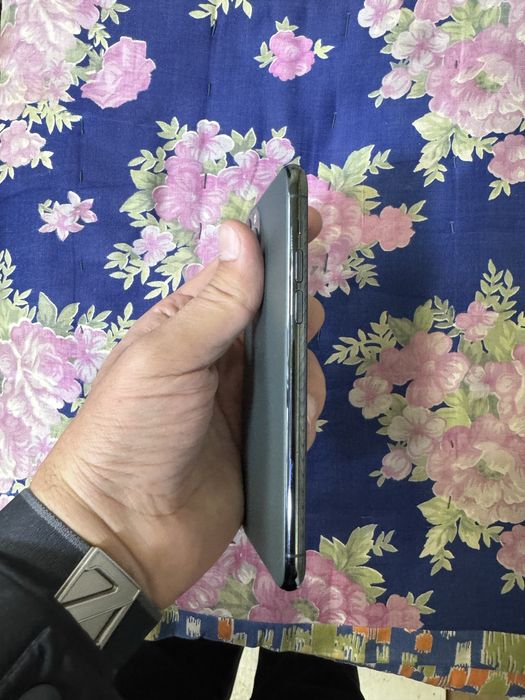 iphone 11 pro pamit 256g yomkost 72 ideal holatda