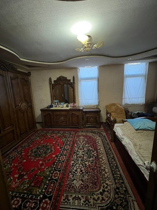 Кизирик туман марказида 6 сотих уй сотилади