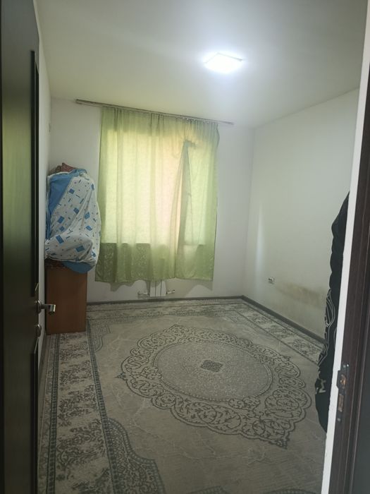 Kvartira , Qorasuvda 42 kv 2 xonali Dom sotiladi