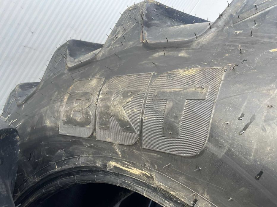 Cauciucuri noi BKT AGRIMAAX 580/70R38 livrare rapida GRATUITA