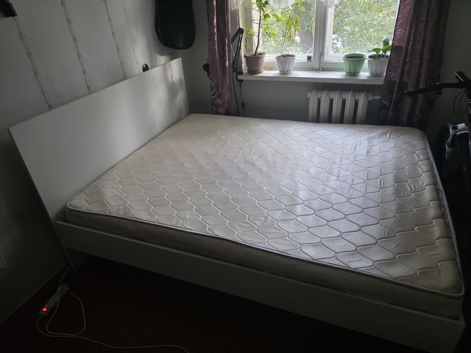 Кровать двухспальная 160х200 белый