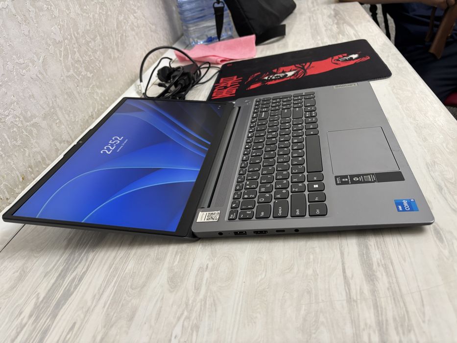 Ноутбук Lenovo core i5 ideapad slim3