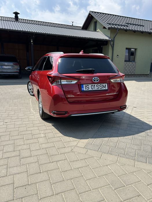 Toyota Auris 1.8 Hybrid