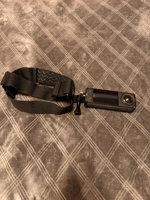 Экшн-камера Insta360 X4 Premium Lens Guards Bundle with microSD