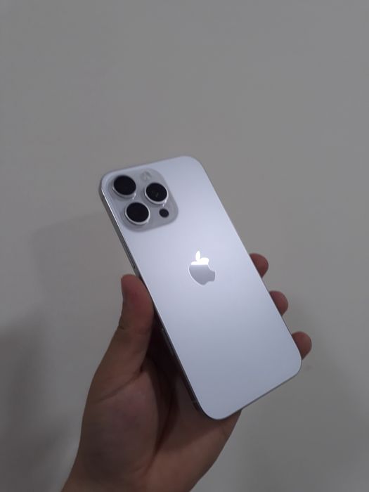 Iphone 16 pro max white Titanium oq
