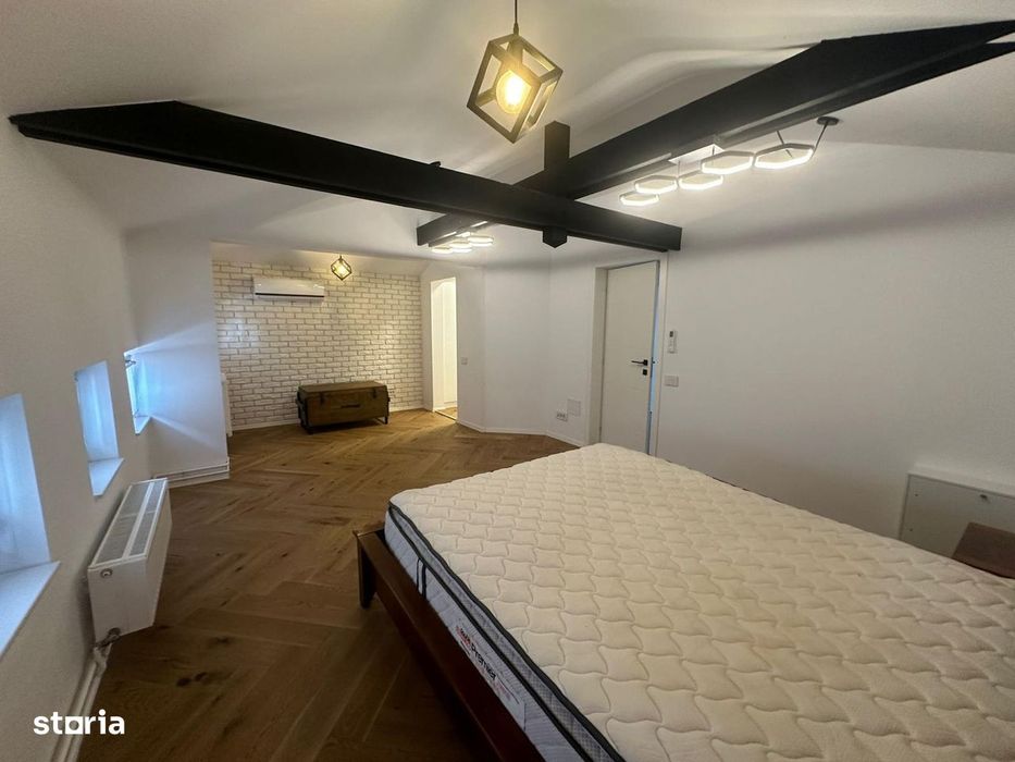 Apartament 3 camere / Mansarda cartier Aviatorilor