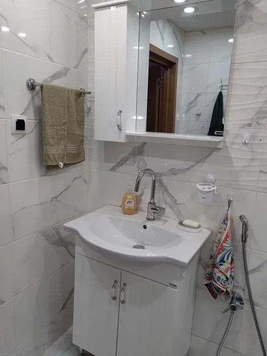 Дава се под наем Тристаен апартамент в Варна, Владислав Варненчик - 84 кв.м за 511 € - Снимка #6