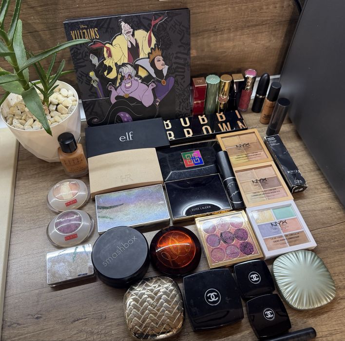 Bobbi brown, Kiko, Dior,Chanel